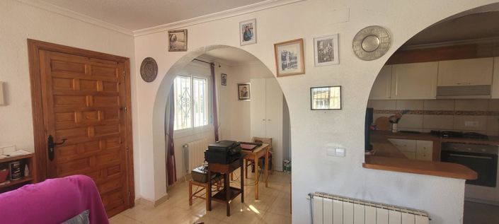 Image No.12-3 Bed House for sale