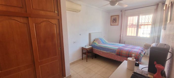 Image No.23-3 Bed House for sale