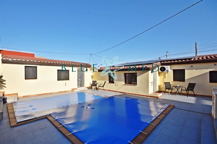 Image No.19-6 Bed Country House for sale