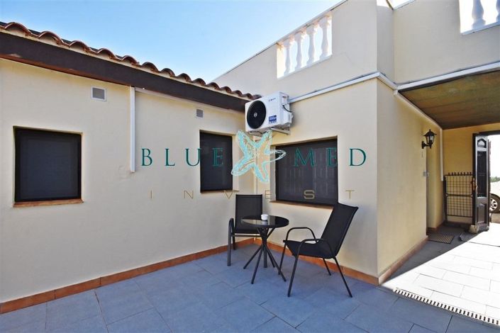 Image No.26-6 Bed Country House for sale
