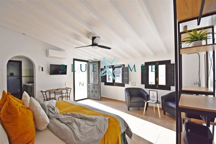 Image No.29-6 Bed Country House for sale