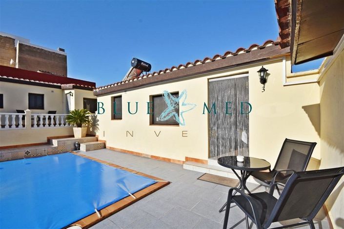 Image No.33-6 Bed Country House for sale