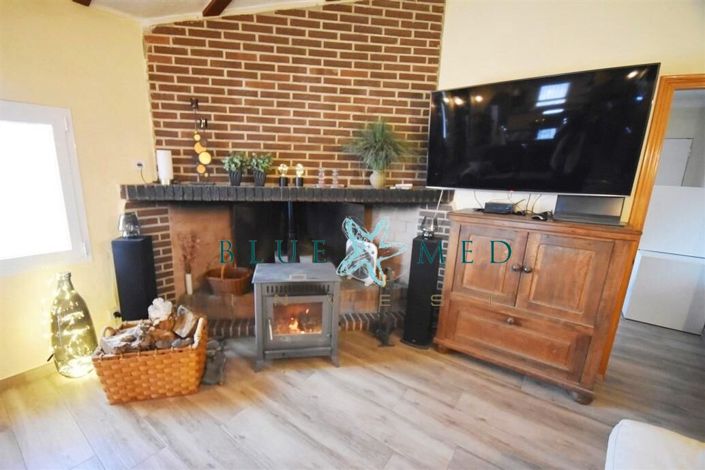 Image No.27-4 Bed Country House for sale