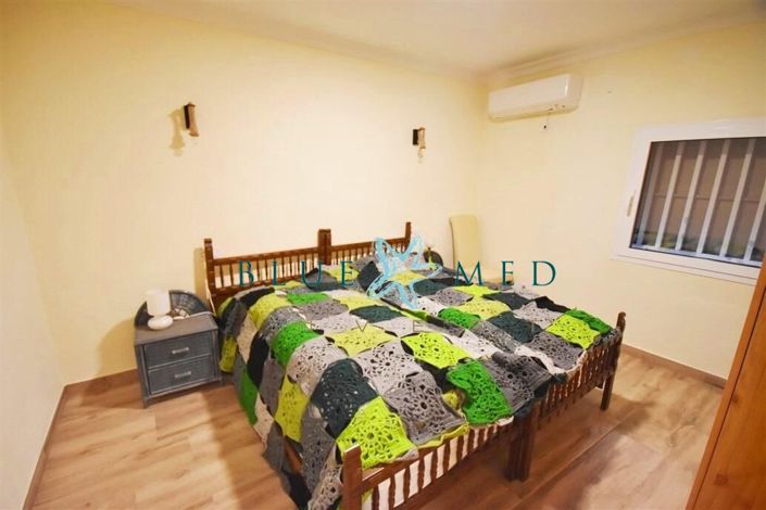 Image No.35-4 Bed Country House for sale
