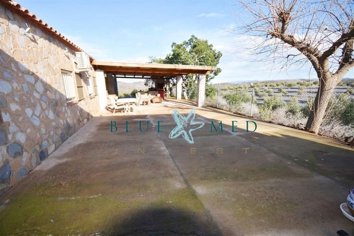 Image No.41-4 Bed Country House for sale