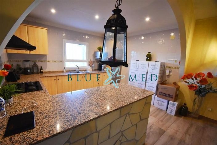 Image No.8-4 Bed Country House for sale