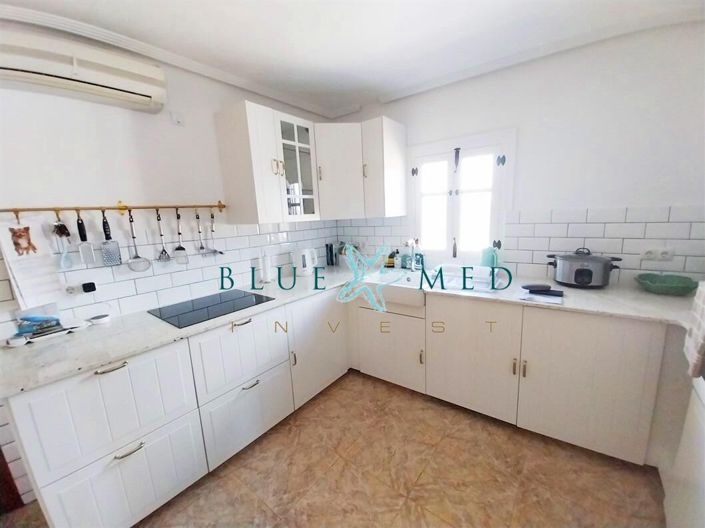 Image No.22-5 Bed Country House for sale