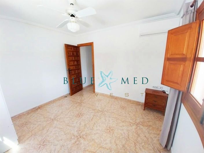 Image No.27-5 Bed Country House for sale