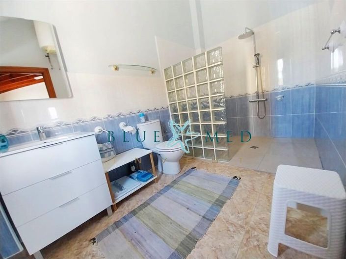 Image No.34-5 Bed Country House for sale