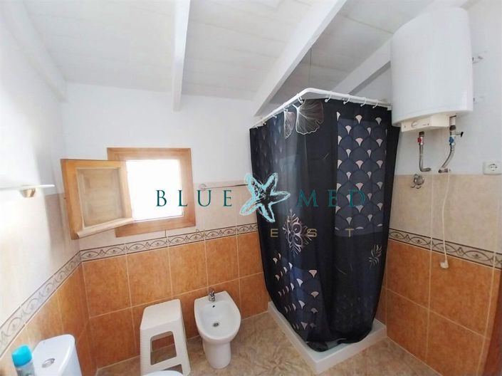 Image No.40-5 Bed Country House for sale