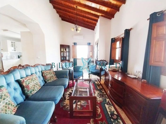 Image No.7-5 Bed Country House for sale