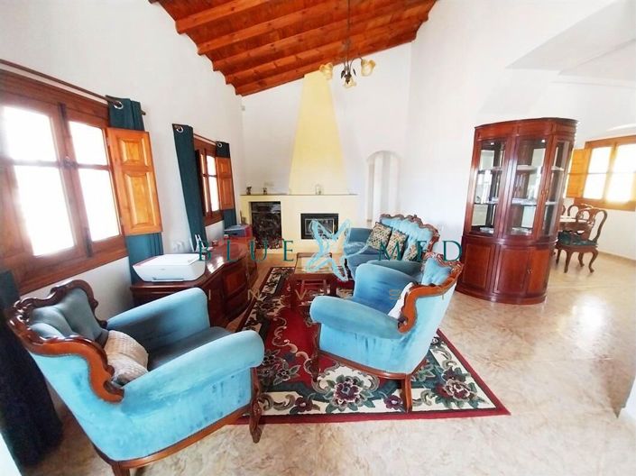 Image No.9-5 Bed Country House for sale
