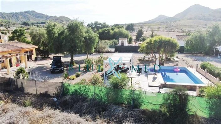 Image No.39-2 Bed Country House for sale