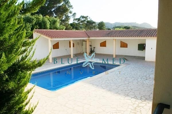 Image No.5-3 Bed Country House for sale