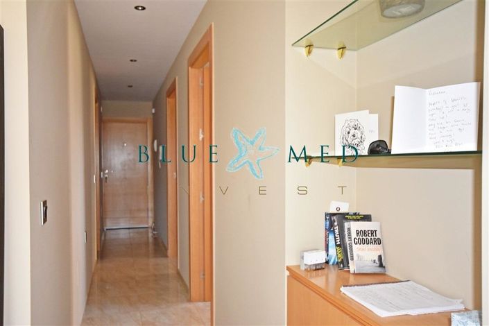 Image No.20-3 Bed Flat for sale