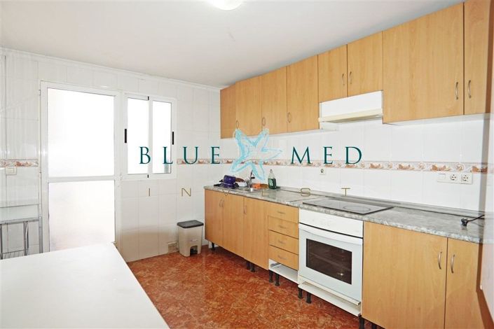 Image No.6-3 Bed Flat for sale