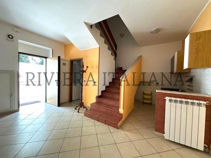 Image No.4-Appartement de 4 chambres à vendre
