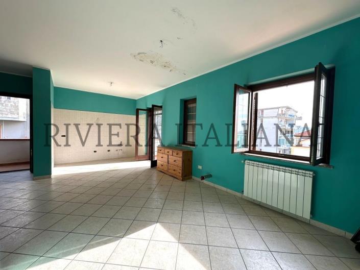 Image No.7-Appartement de 4 chambres à vendre à Scalea