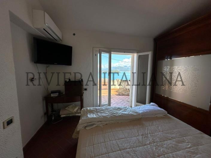 Image No.31-3 Bed Villa / Detached for sale