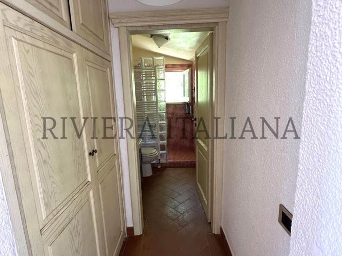 Image No.34-3 Bed Villa / Detached for sale