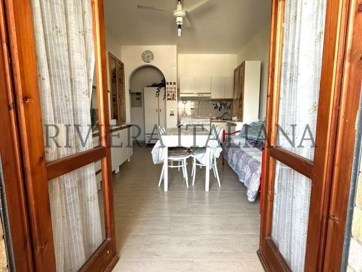 Image No.5-Appartement de 2 chambres à vendre