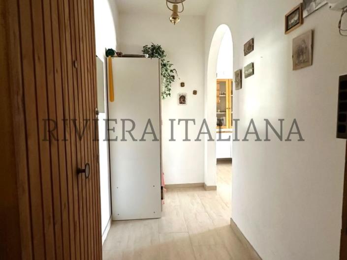Image No.17-Appartement de 2 chambres à vendre