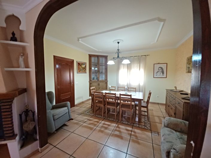 Image No.9-4 Bed Villa for sale