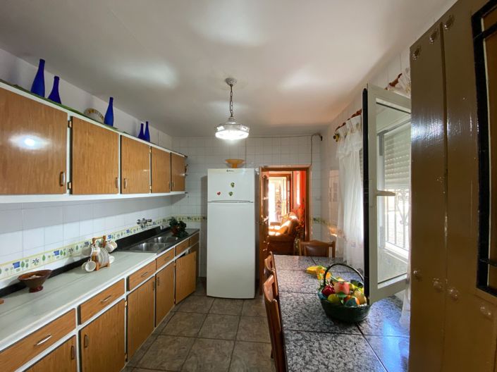 Image No.31-3 Bed House for sale
