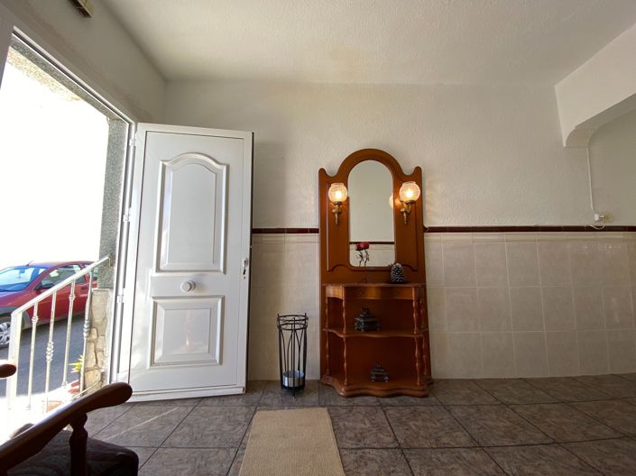 Image No.9-3 Bed House for sale