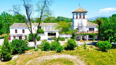 historic-luxury-cortijo-estate-near-granada-3