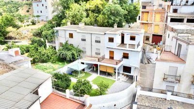 renovated-house-for-sale-in-valor-granada-1