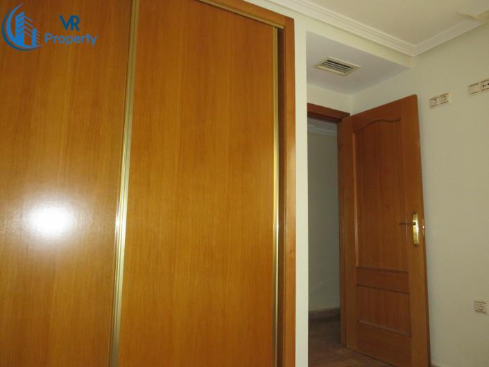Image No.21-Appartement de 2 chambres à vendre