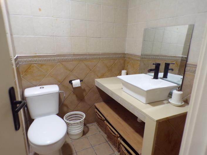 Image No.12-3 Bed Apartment for sale