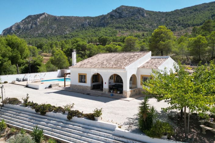 Image No.9-4 Bed Property for sale