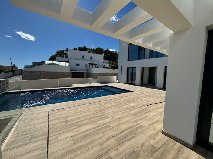 Image No.10-3 Bed Villa for sale