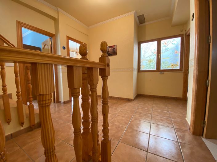 Image No.34-5 Bed Townhouse for sale