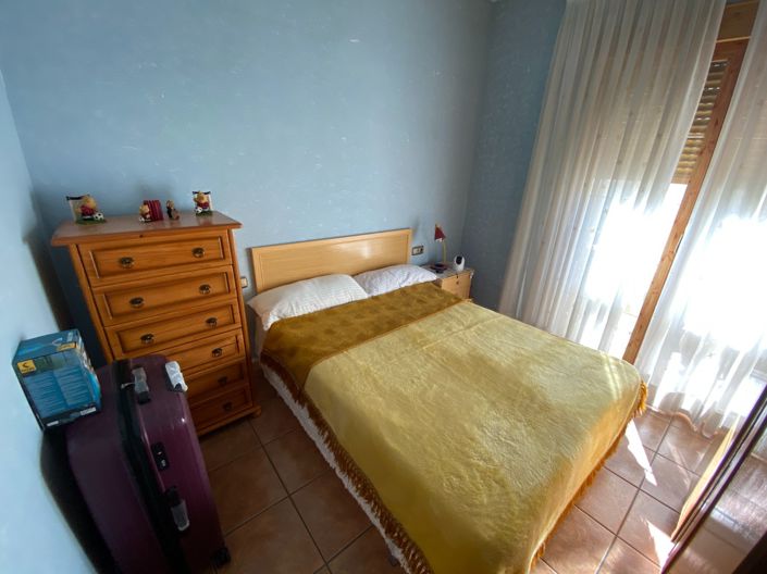 Image No.41-5 Bed Townhouse for sale