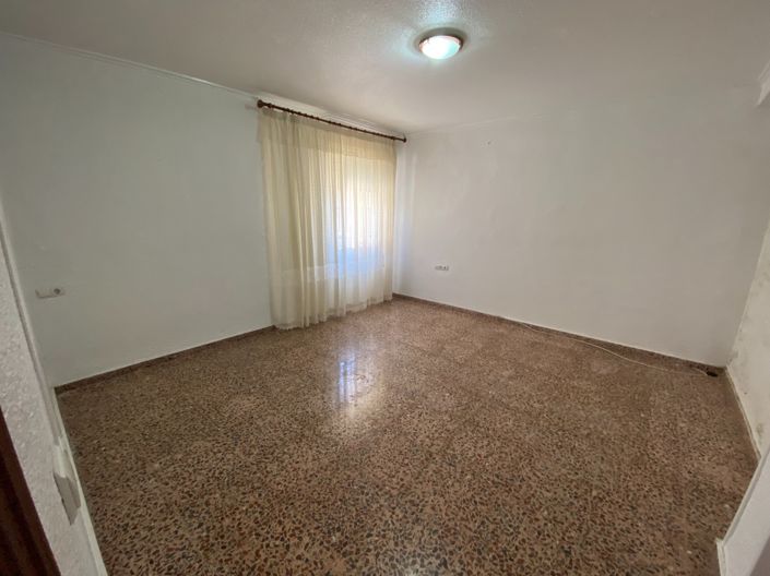 Image No.4-3 Bed Apartment for sale