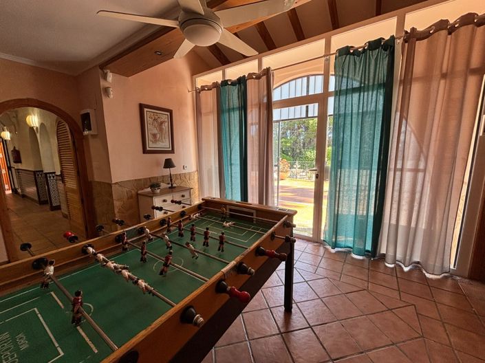 Image No.23-8 Bed Villa for sale