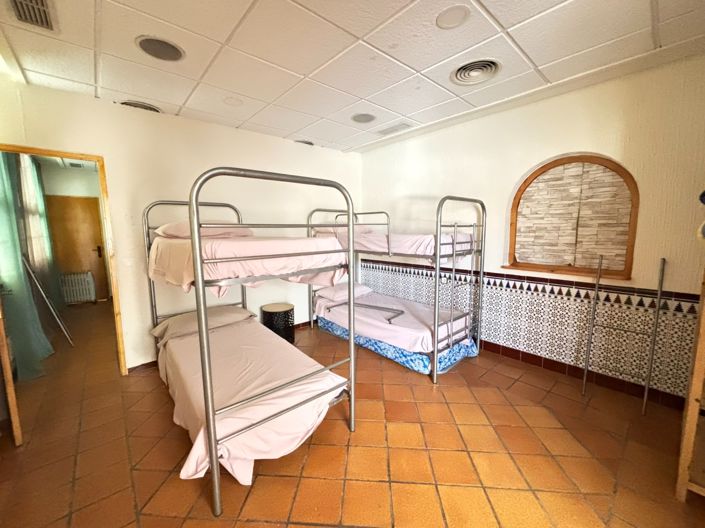 Image No.26-8 Bed Villa for sale
