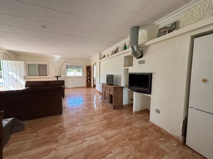 Image No.32-8 Bed Villa for sale