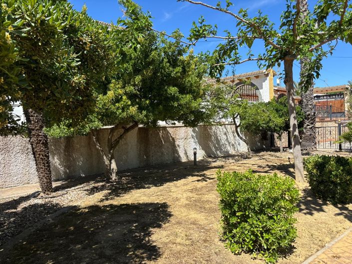 Image No.44-8 Bed Villa for sale