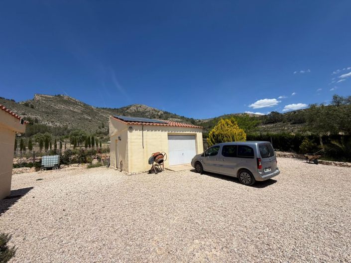 Image No.26-3 Bed Villa for sale