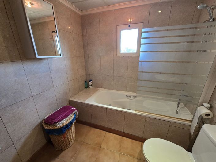 Image No.19-5 Bed Villa for sale
