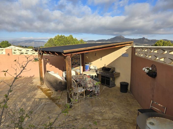 Image No.3-5 Bed Villa for sale