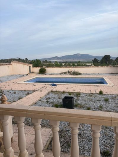 Image No.24-3 Bed Villa for sale