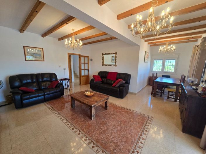 Image No.11-4 Bed Villa for sale