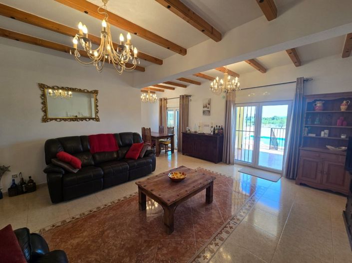 Image No.12-4 Bed Villa for sale