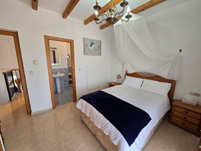 Image No.21-4 Bed Villa for sale