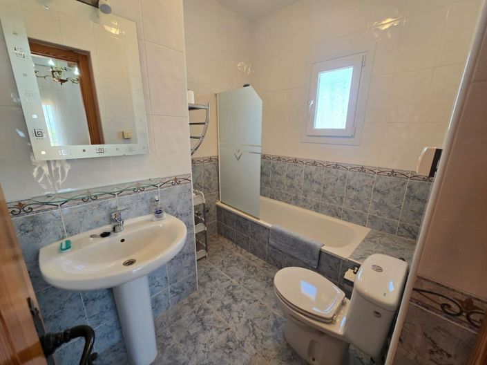Image No.22-4 Bed Villa for sale